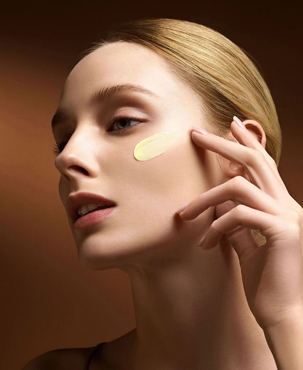 Face/Eyes Makeup Solutions