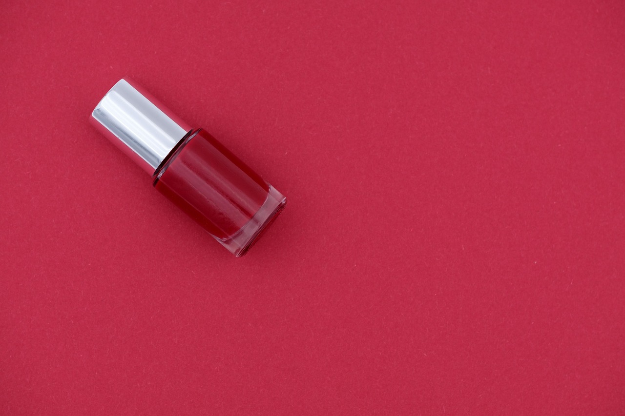 How Does Ingredient Composition Shape Exceptional Nail Polish