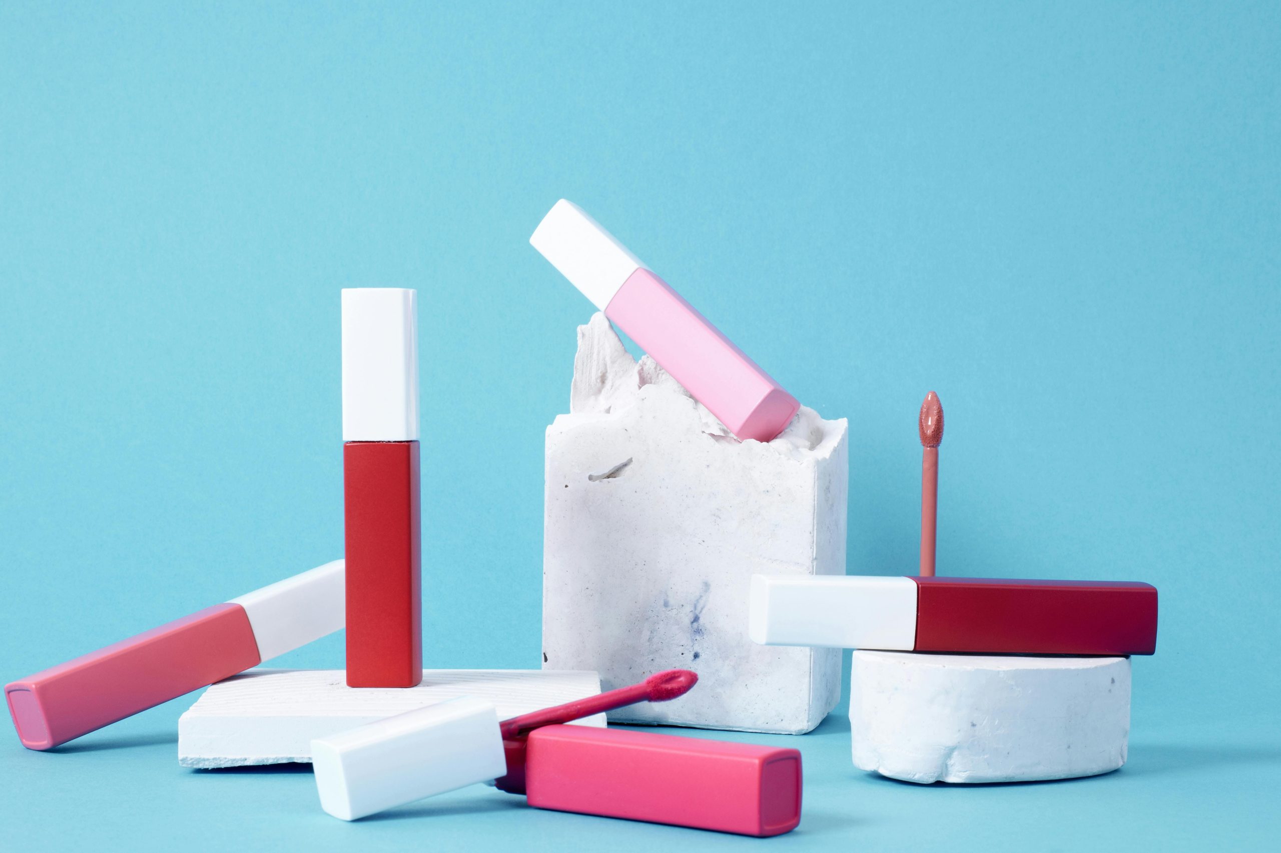 Why Is Personalized Lip Gloss a Smart Choice for Beauty Professionals