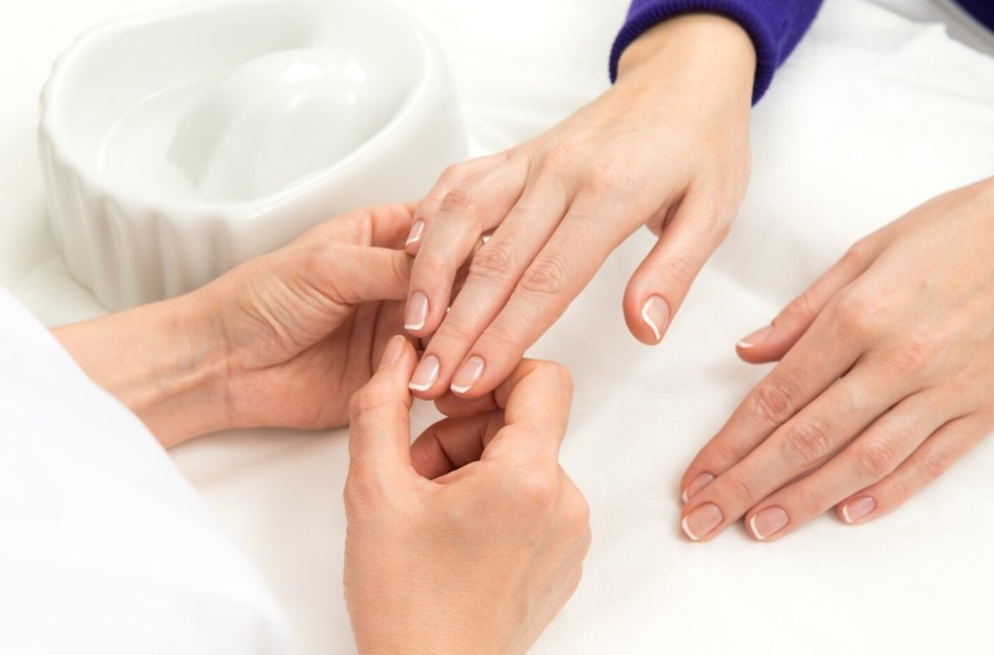 Best Practices for Safe Removal of Nail Polish Without Compromising Nail Structure