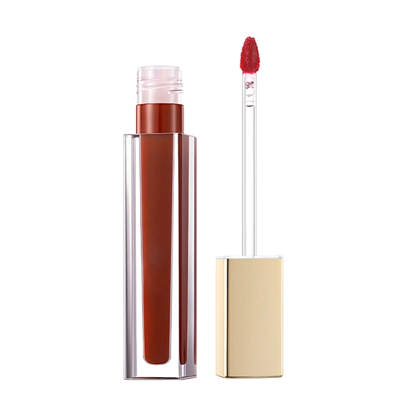 Lip Gloss vs. Lip Oil Why Your Lips Are Still Dry After Applying Gloss